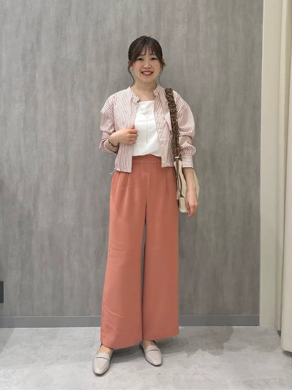  みぃ コーディネート画像