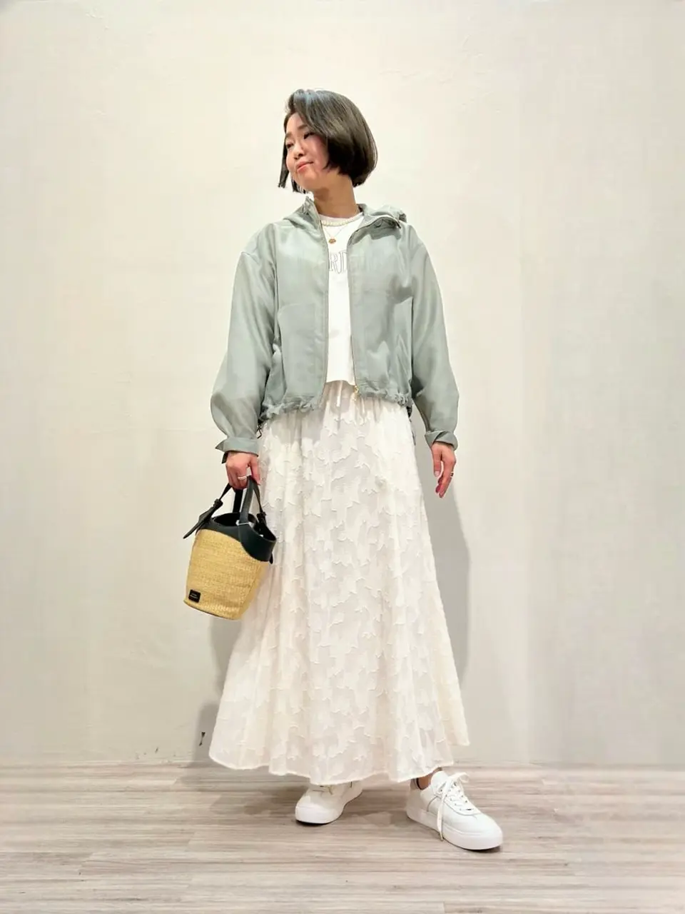  須郷 コーディネート画像