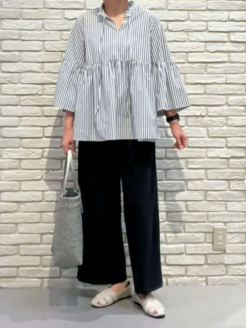 ONWARD CROSSET SELECT Tomi コーディネート画像