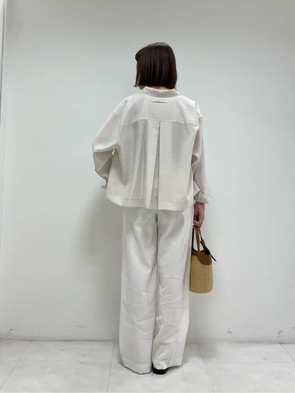 ONWARD CROSSET SELECT 岡田 コーディネート画像