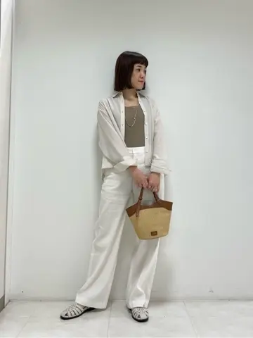 ONWARD CROSSET SELECT 岡田 コーディネート画像