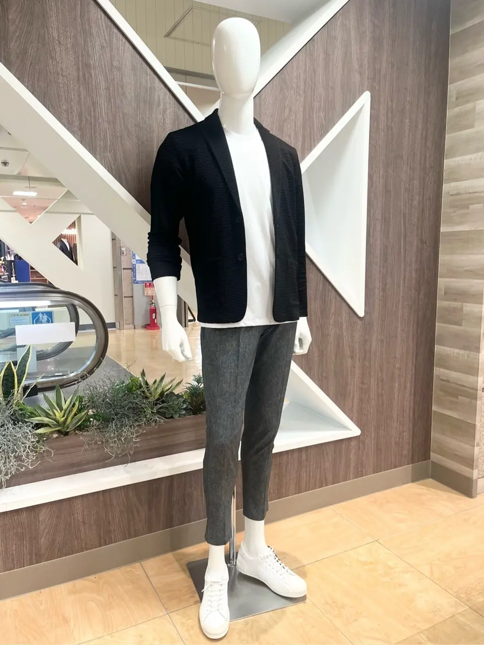 ONWARD CROSSET SELECT 小管 コーディネート画像