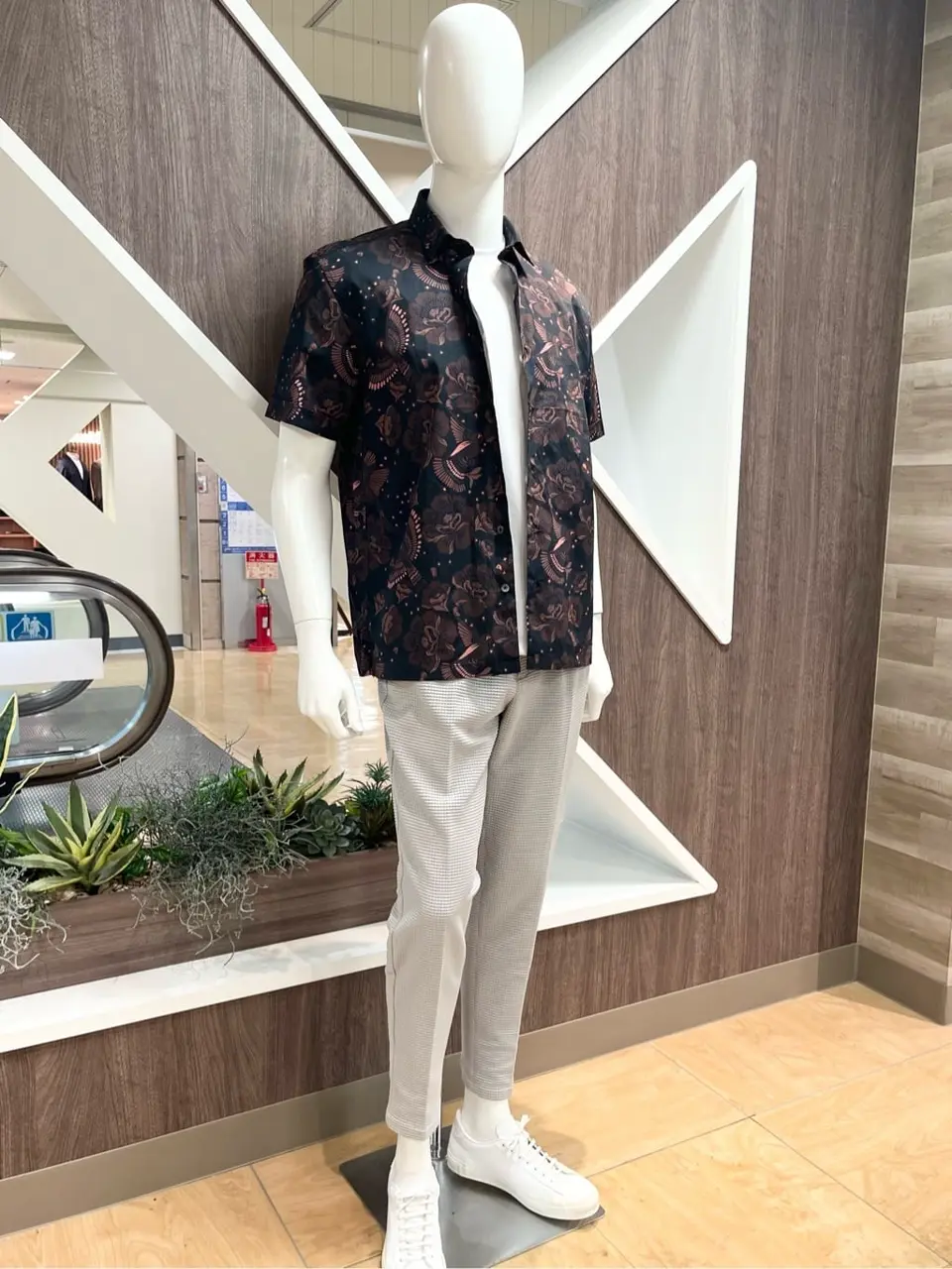 ONWARD CROSSET SELECT 小管 コーディネート画像