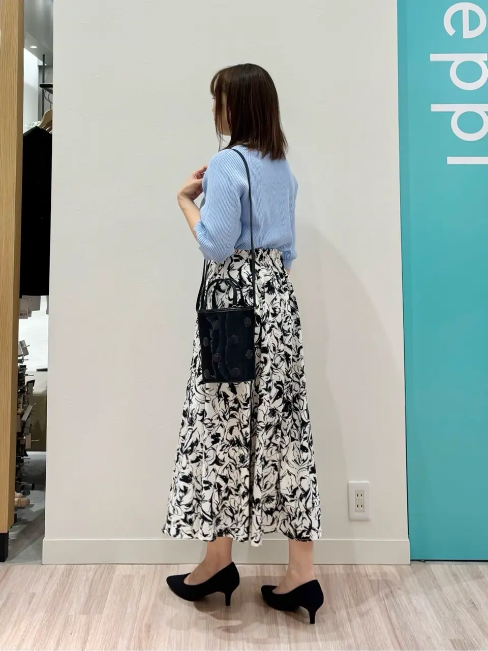 ONWARD CROSSET SELECT SAKAI コーディネート画像