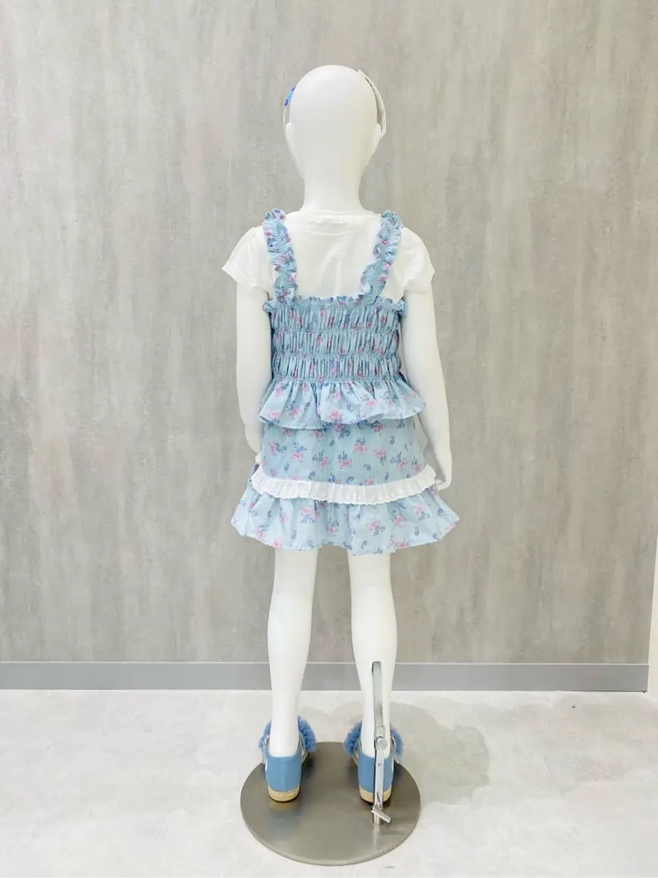 ONWARD CROSSET SELECT m.n コーディネート画像