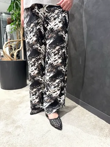 ONWARD CROSSET SELECT Tamura コーディネート画像