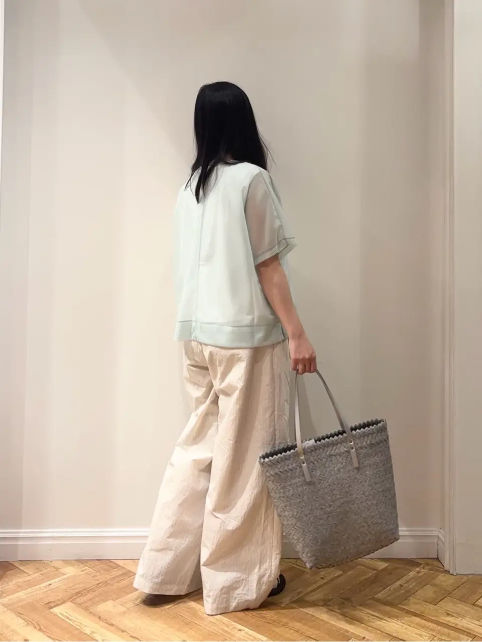 ONWARD CROSSET SELECT 吉田 コーディネート画像