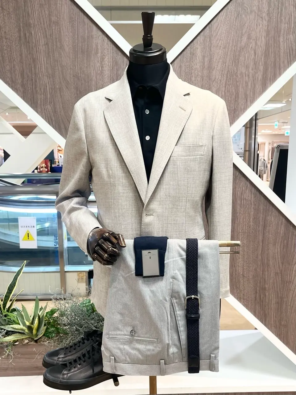 ONWARD CROSSET SELECT 小管 コーディネート画像