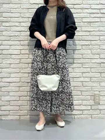 ONWARD CROSSET SELECT 檀 コーディネート画像