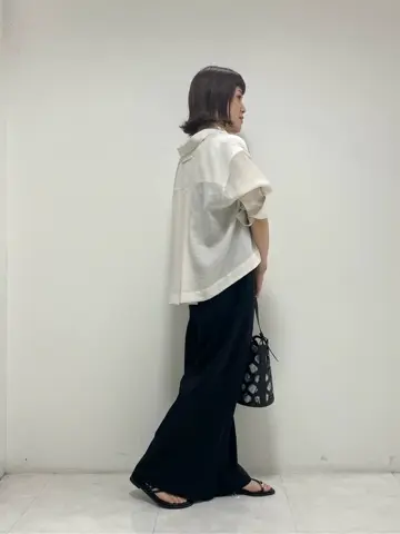 ONWARD CROSSET SELECT 岡田 コーディネート画像