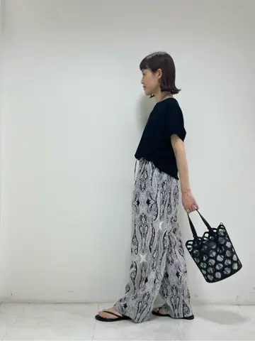 ONWARD CROSSET SELECT 岡田 コーディネート画像