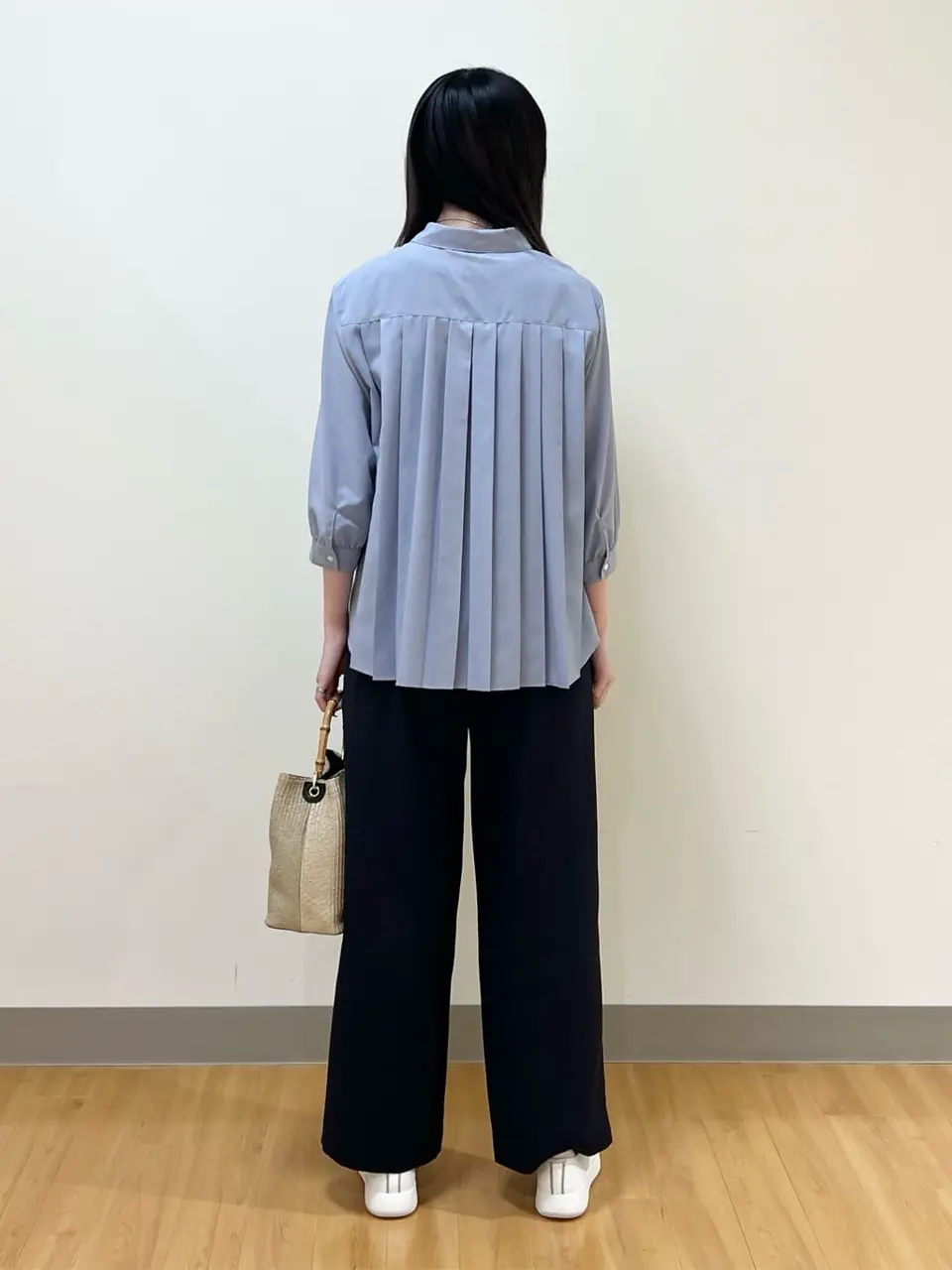 ONWARD CROSSET SELECT Aina コーディネート画像