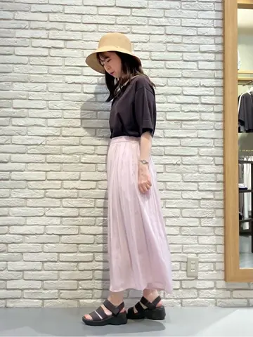 ONWARD CROSSET SELECT 檀 コーディネート画像