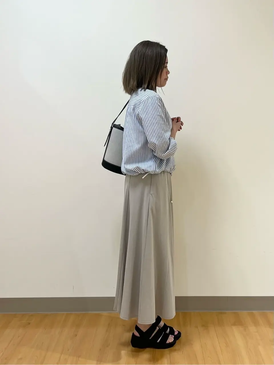 ONWARD CROSSET SELECT TAMAGAWA コーディネート画像