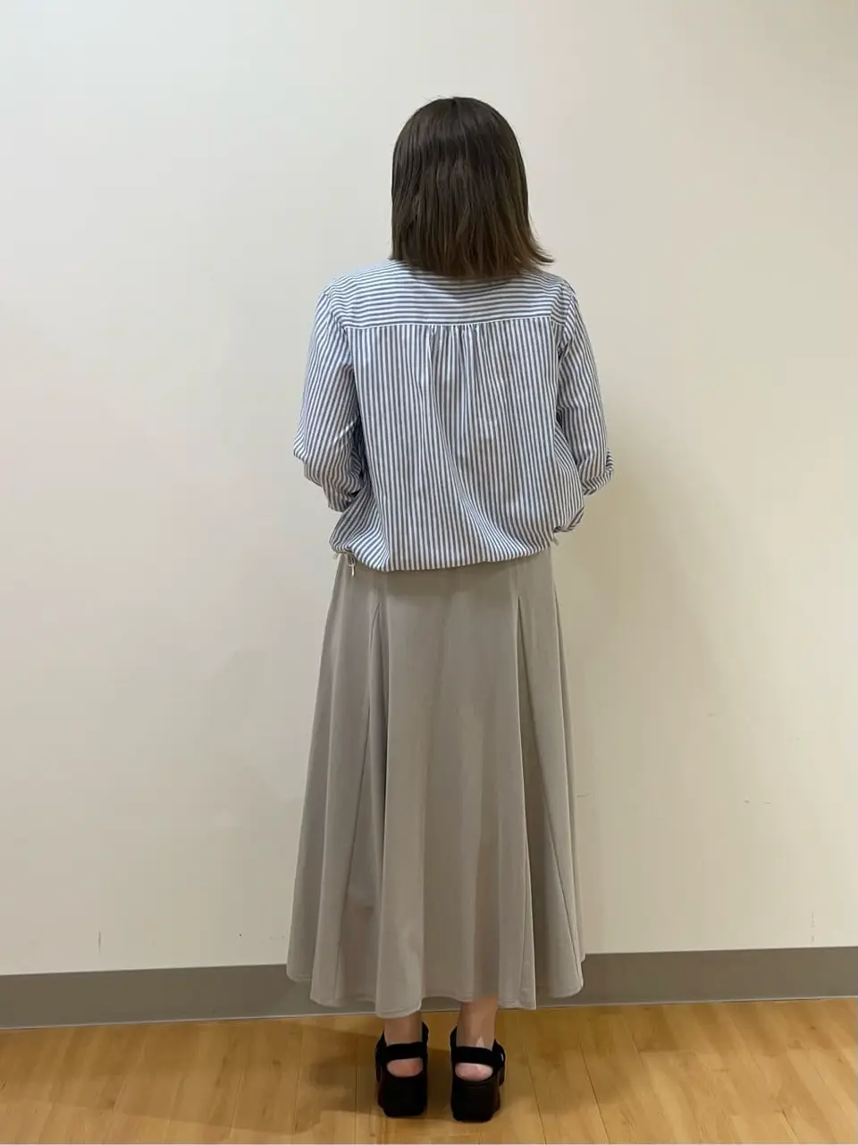 ONWARD CROSSET SELECT TAMAGAWA コーディネート画像