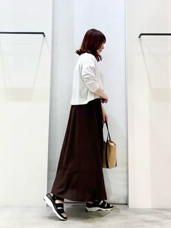 ONWARD CROSSET SELECT 横田 コーディネート画像