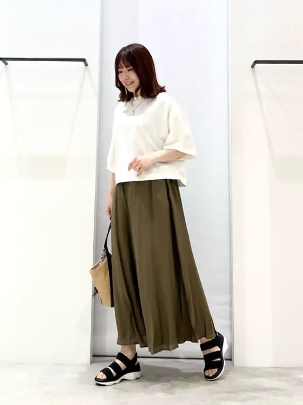 ONWARD CROSSET SELECT 横田 コーディネート画像