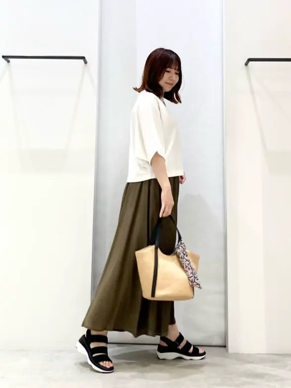 ONWARD CROSSET SELECT 横田 コーディネート画像