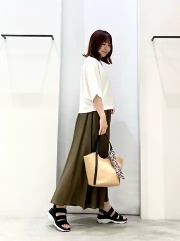 ONWARD CROSSET SELECT 横田 コーディネート画像