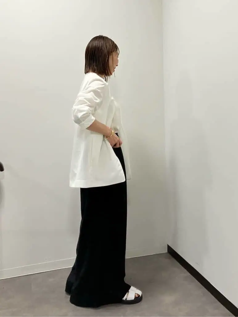 ONWARD CROSSET SELECT 東 コーディネート画像