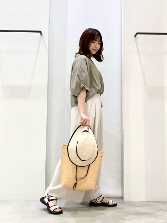 ONWARD CROSSET SELECT 横田 コーディネート画像