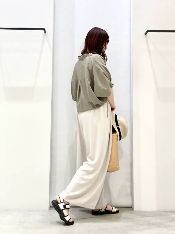 ONWARD CROSSET SELECT 横田 コーディネート画像