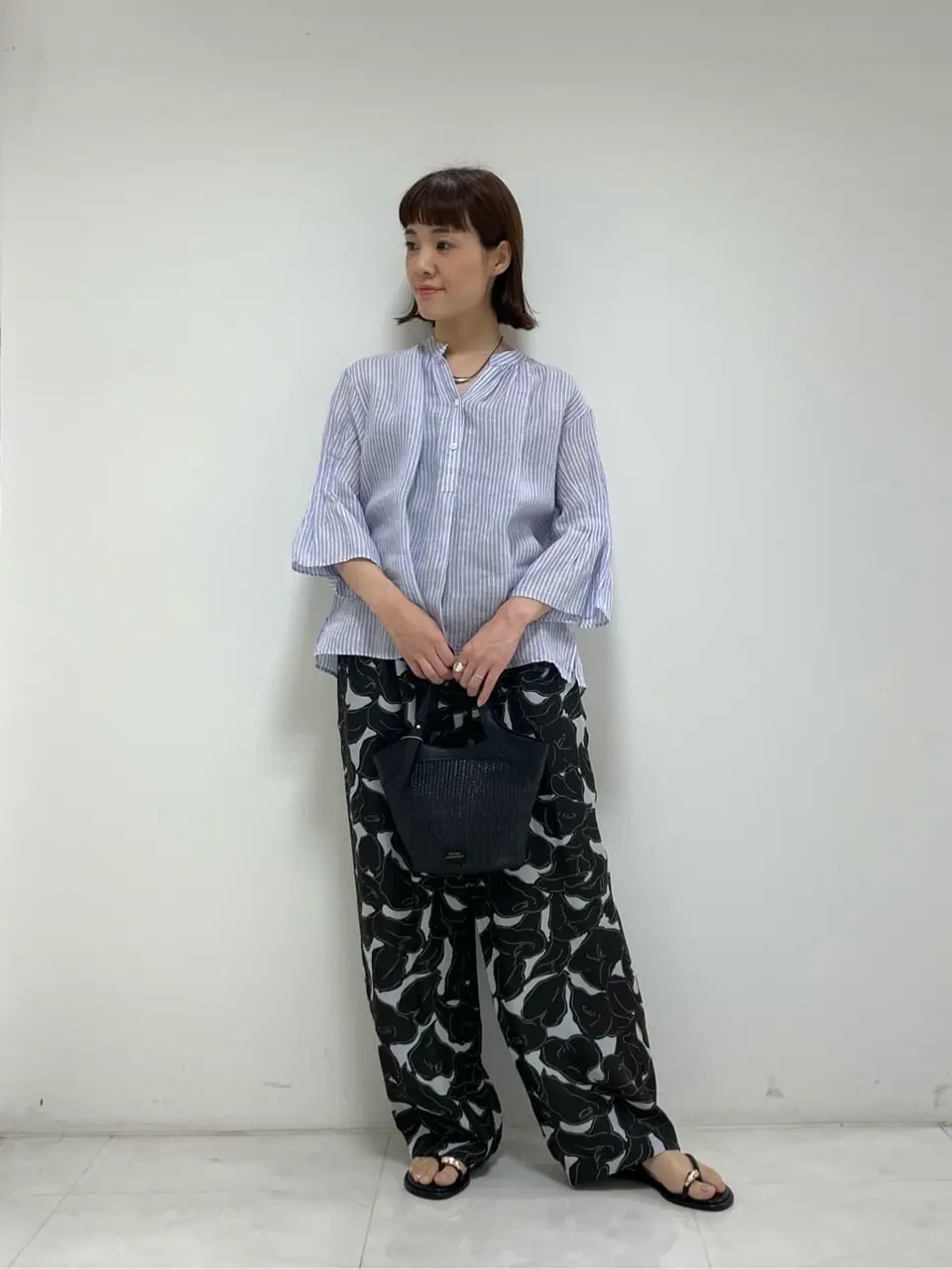 ONWARD CROSSET SELECT 岡田 コーディネート画像