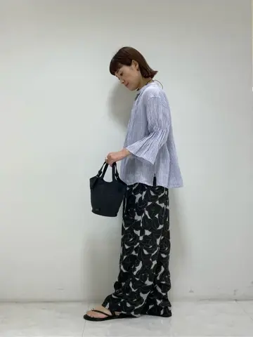 ONWARD CROSSET SELECT 岡田 コーディネート画像