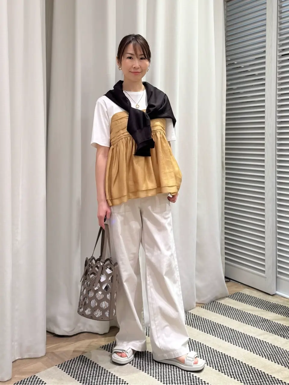 ONWARD CROSSET SELECT KURIYAMA コーディネート画像