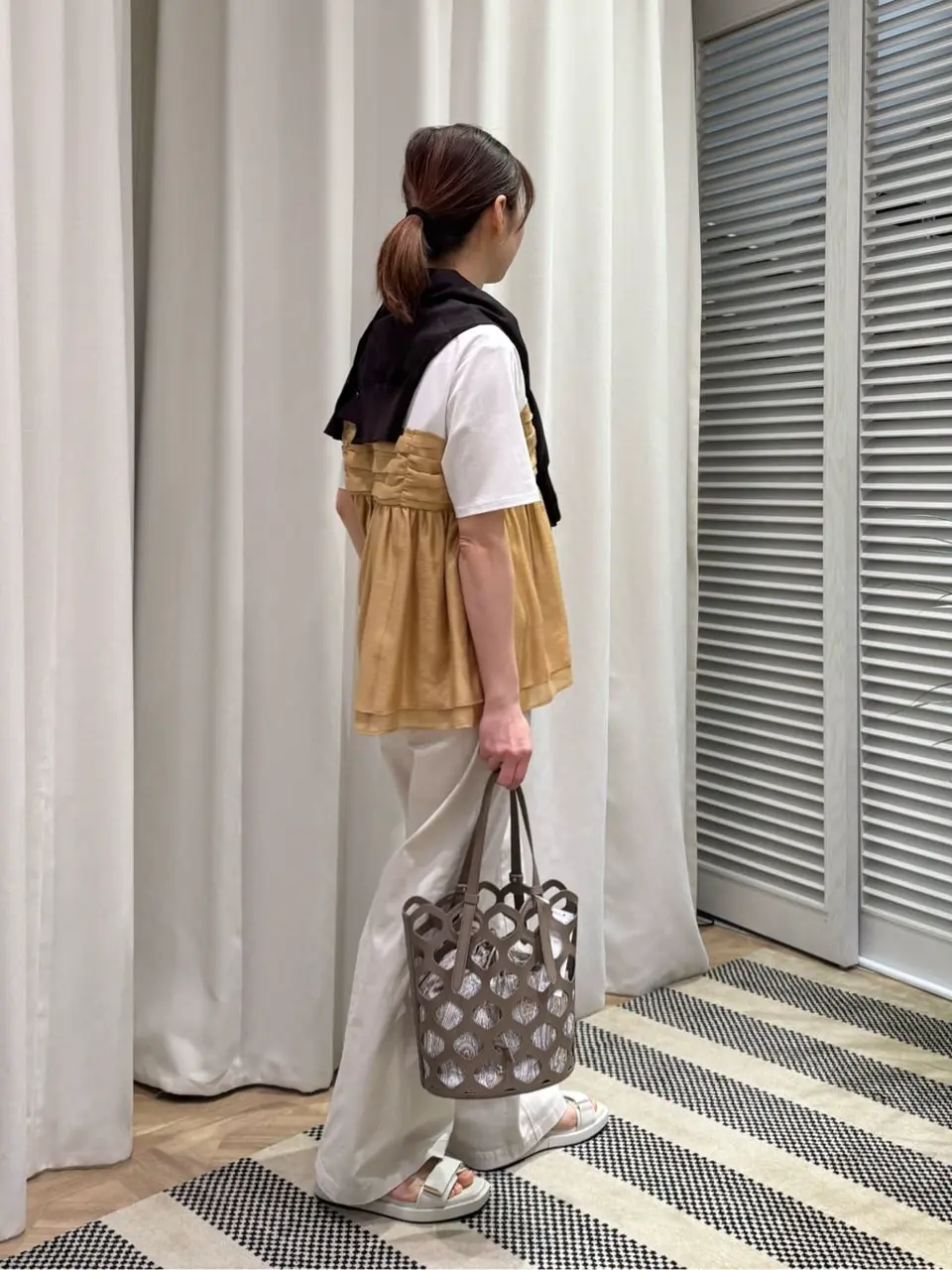 ONWARD CROSSET SELECT KURIYAMA コーディネート画像