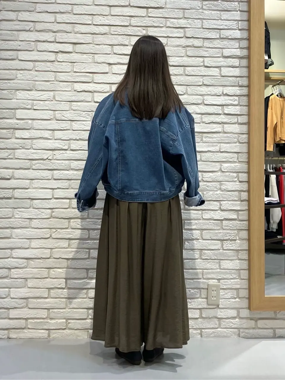 ONWARD CROSSET SELECT 檀 コーディネート画像