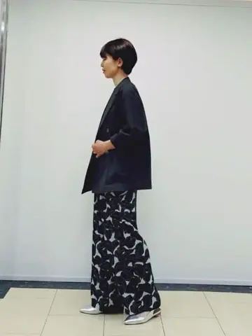 ONWARD CROSSET SELECT 宗田 コーディネート画像