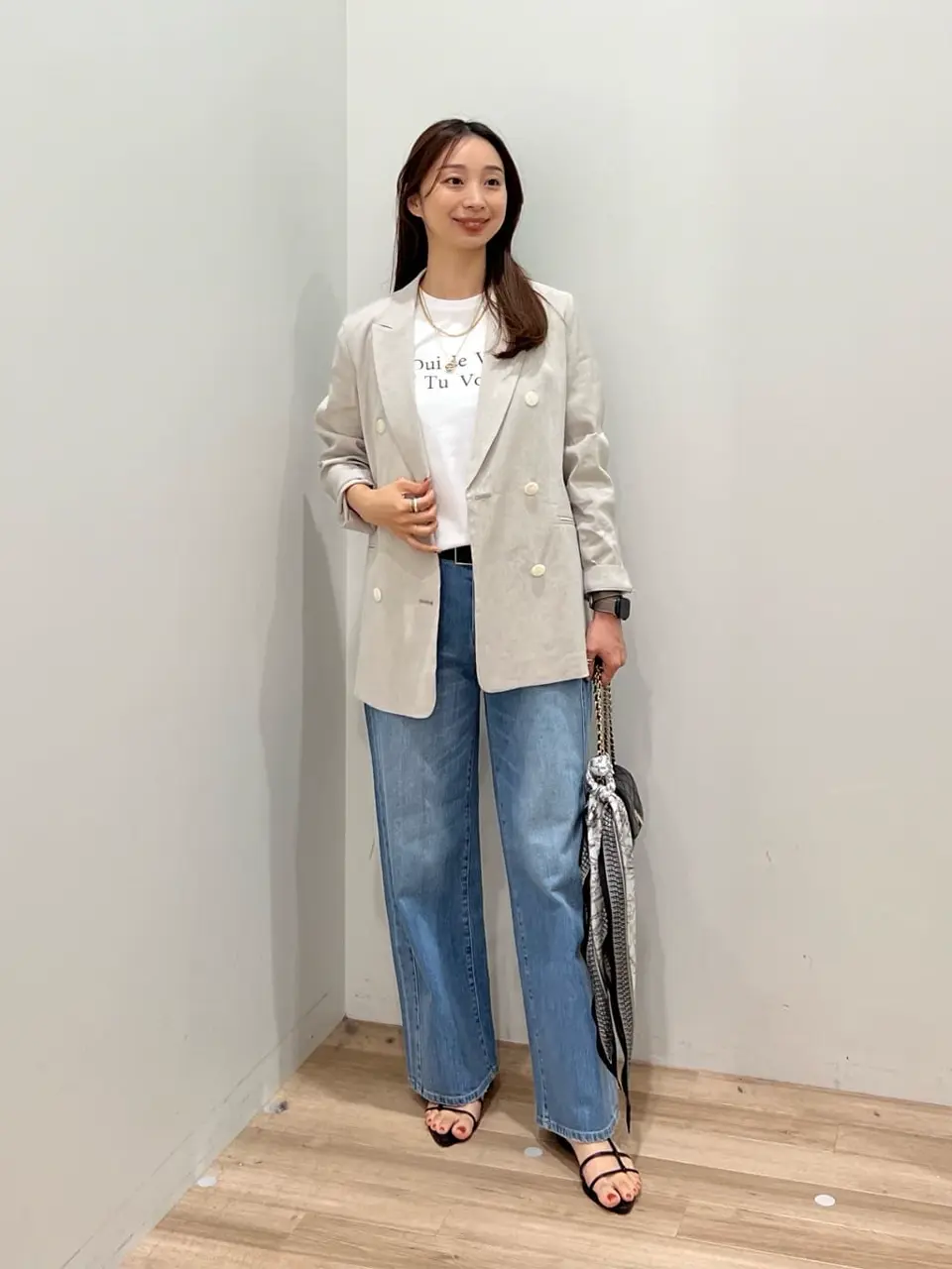  村上 コーディネート画像