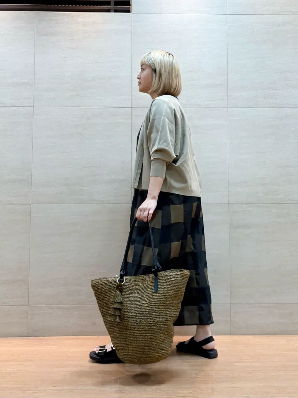 ONWARD CROSSET SELECT 佐藤 コーディネート画像