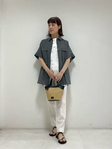 ONWARD CROSSET SELECT 岡田 コーディネート画像