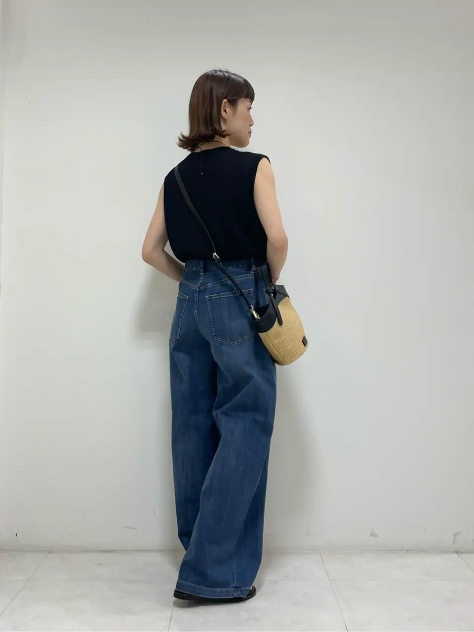 ONWARD CROSSET SELECT 岡田 コーディネート画像