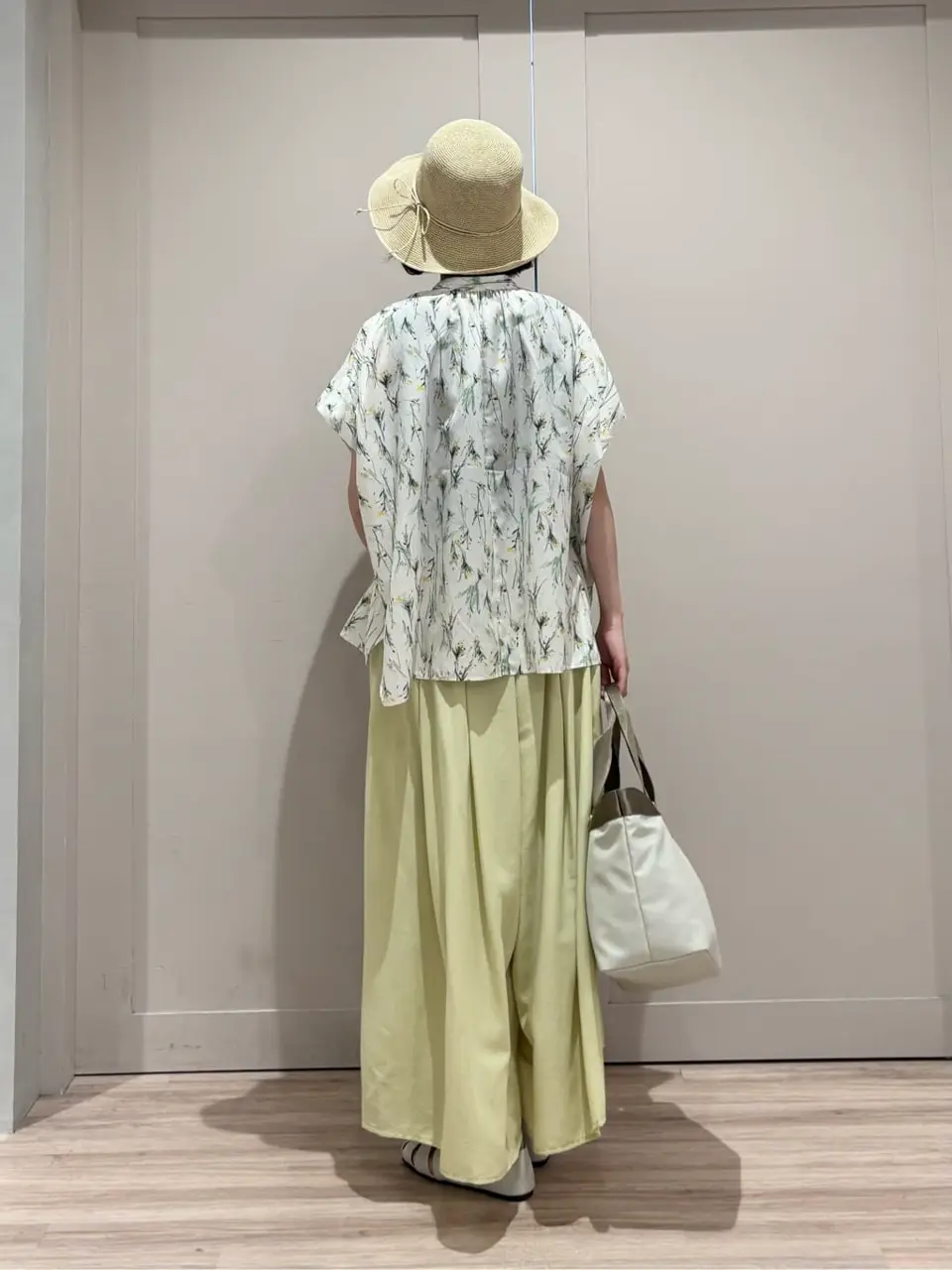 ONWARD CROSSET SELECT 山田 コーディネート画像