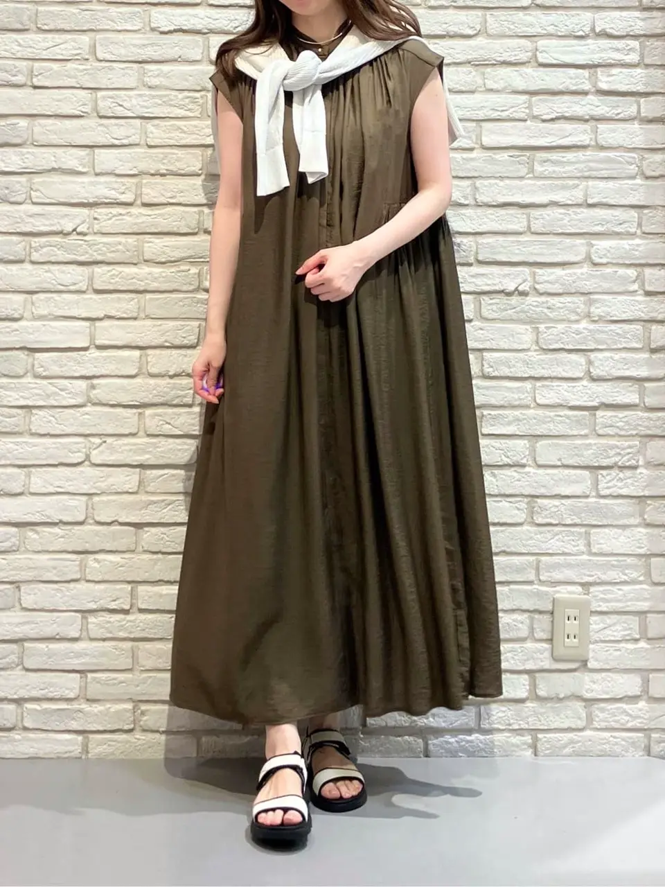 ONWARD CROSSET SELECT 檀 コーディネート画像