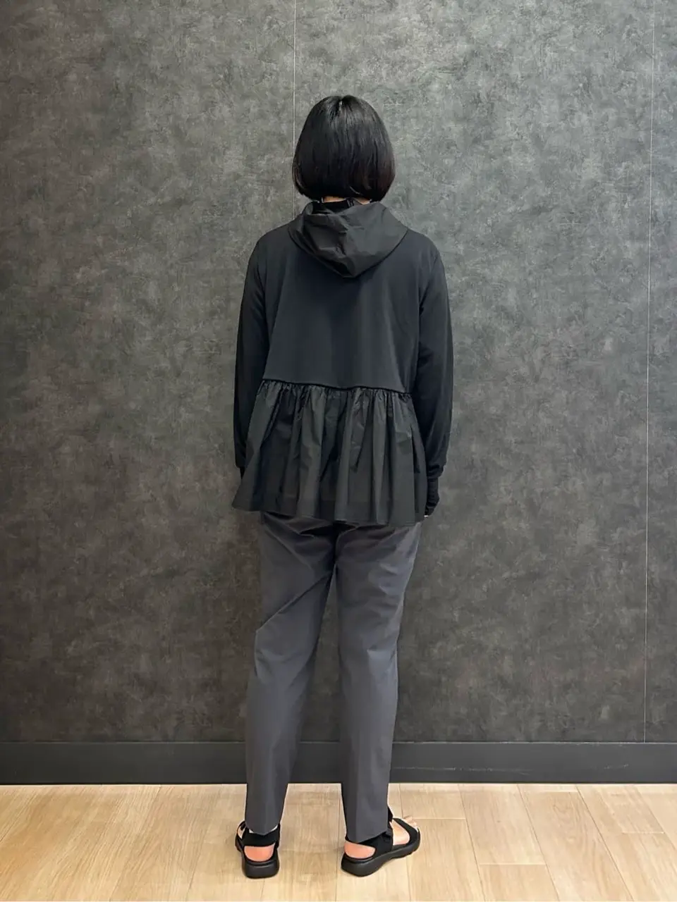 ONWARD CROSSET SELECT 鈴木 コーディネート画像