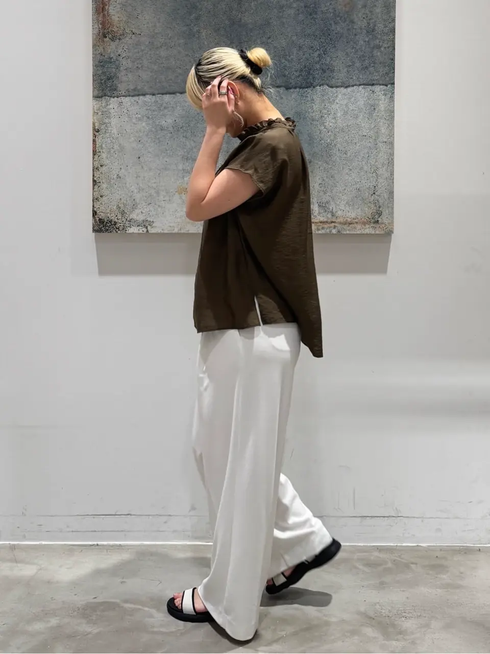 ONWARD CROSSET SELECT 石井 コーディネート画像