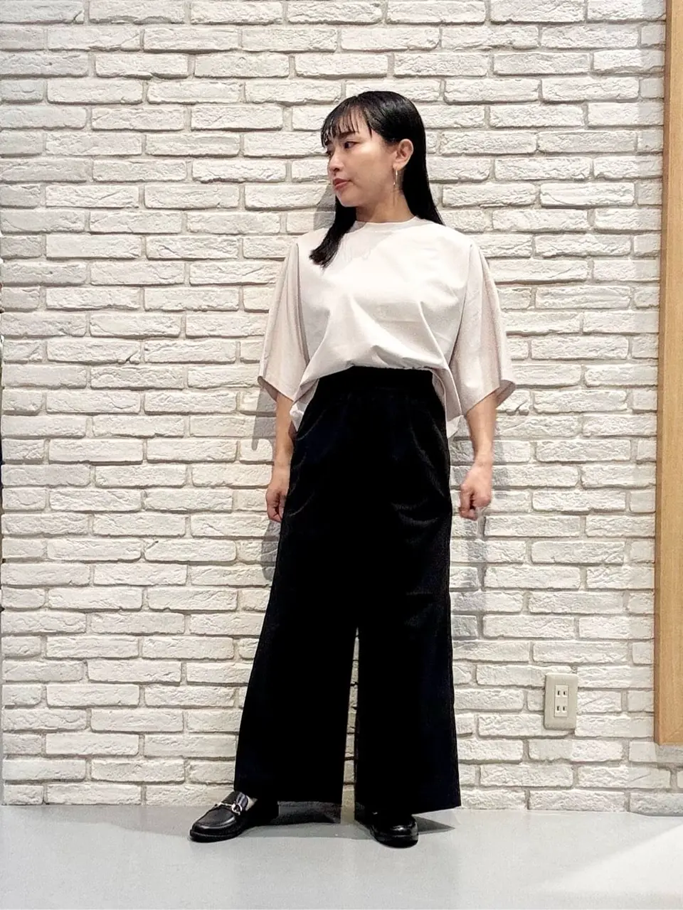 ONWARD CROSSET SELECT 服部 コーディネート画像