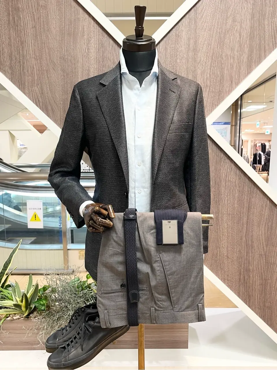 ONWARD CROSSET SELECT 小管 コーディネート画像