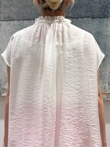 ONWARD CROSSET SELECT 石井 コーディネート画像