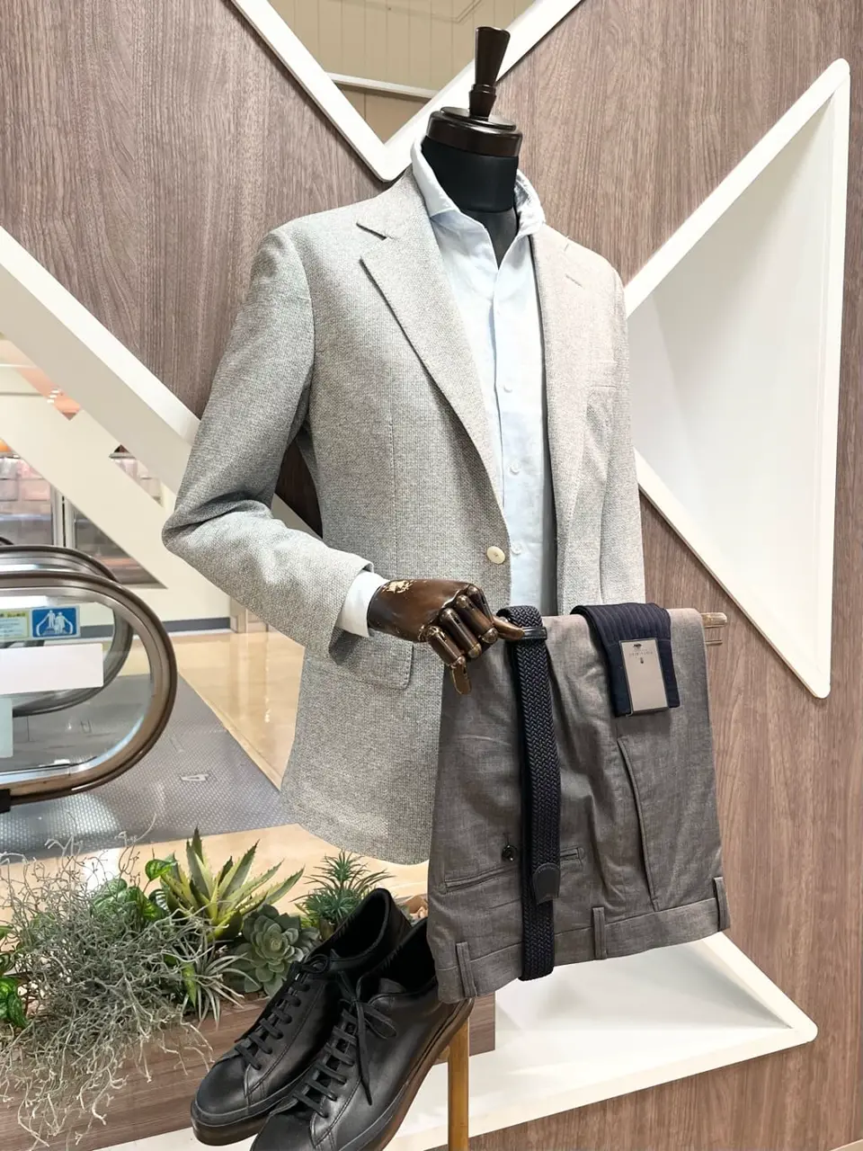 ONWARD CROSSET SELECT 小管 コーディネート画像