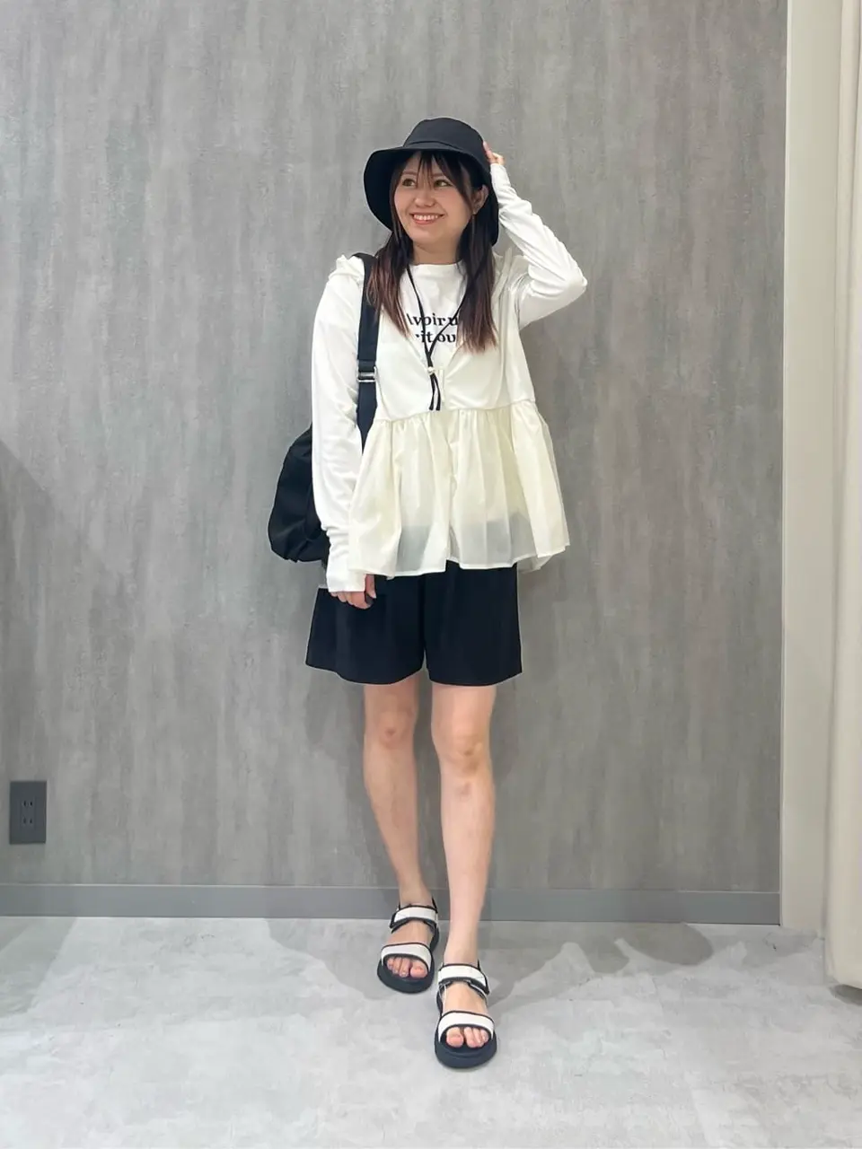  浅倉 コーディネート画像