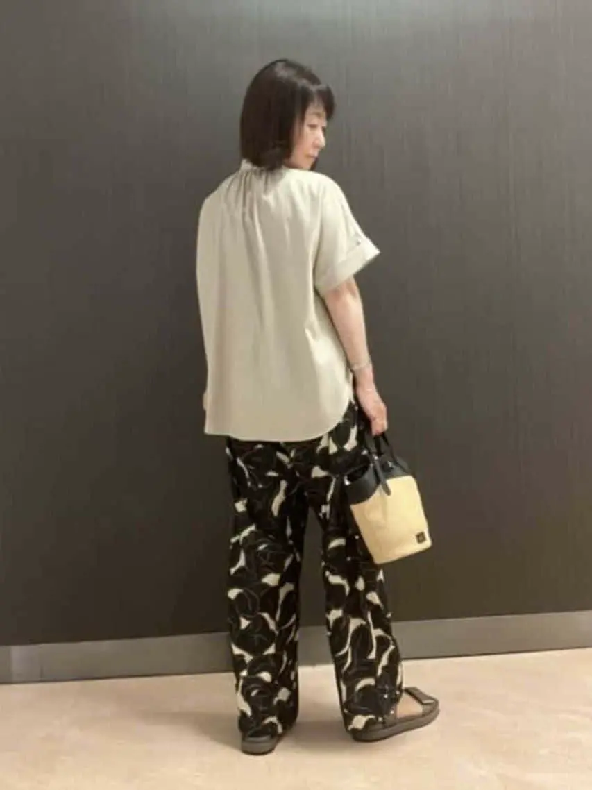 ONWARD CROSSET SELECT 服部 コーディネート画像