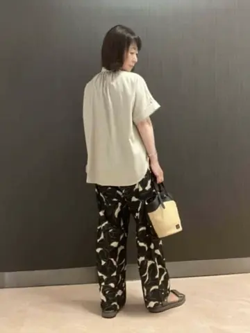 ONWARD CROSSET SELECT 服部 コーディネート画像