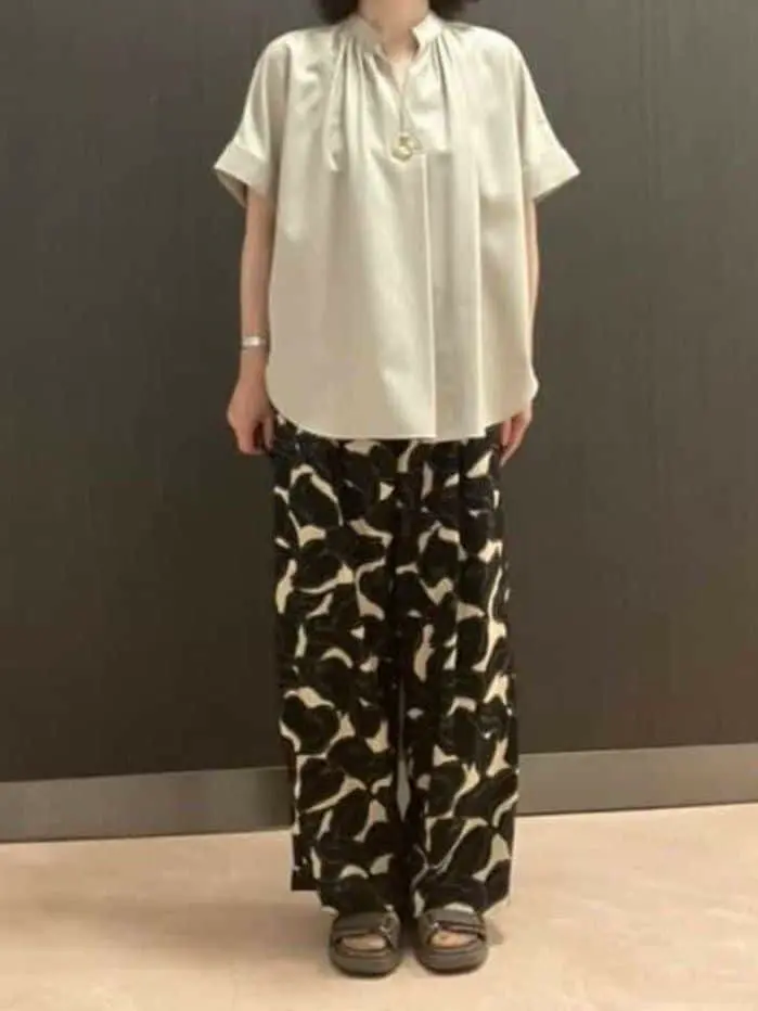 ONWARD CROSSET SELECT 服部 コーディネート画像