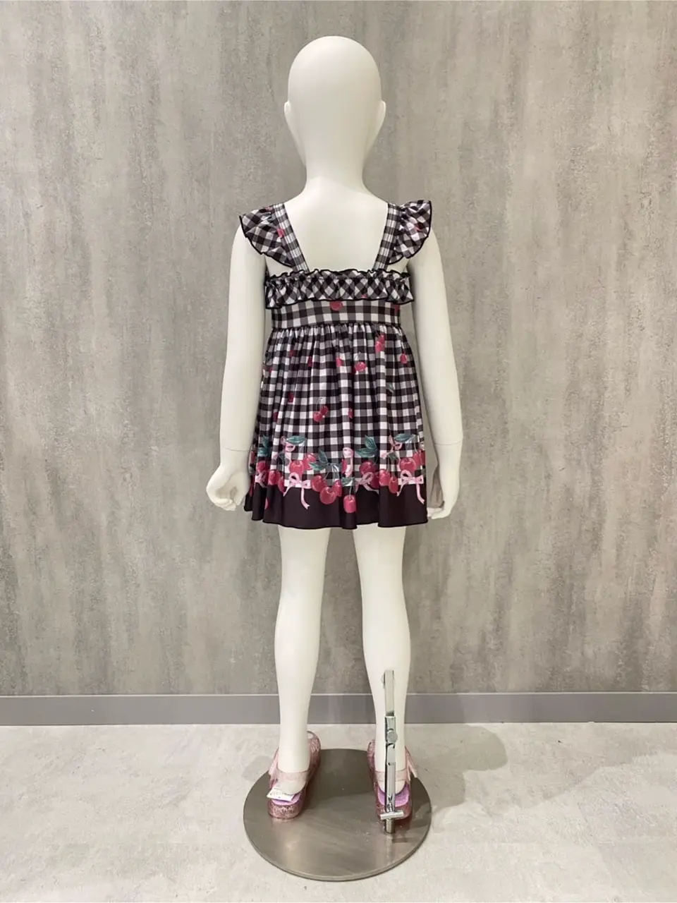 ONWARD CROSSET SELECT m.n コーディネート画像