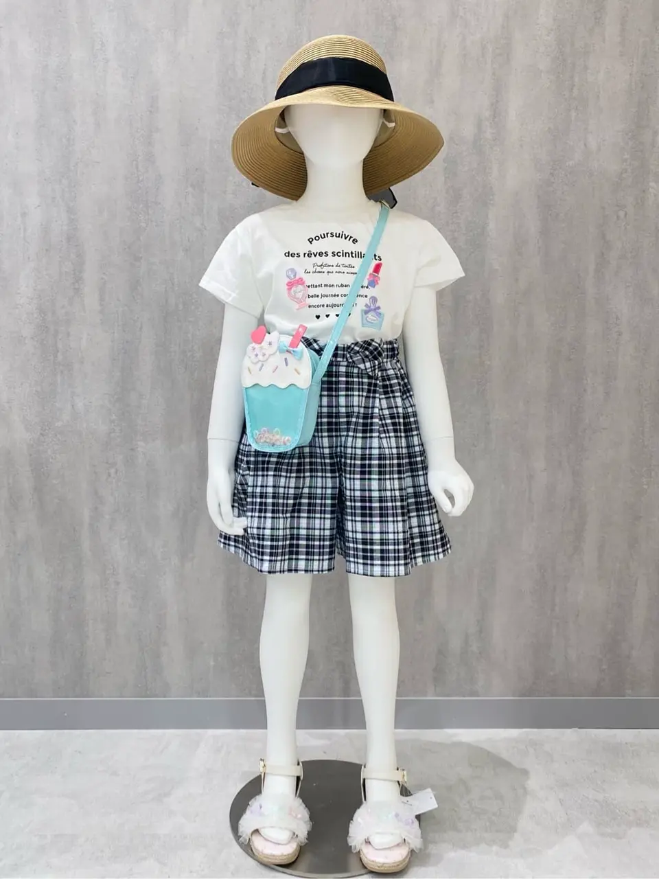 ONWARD CROSSET SELECT m.n コーディネート画像